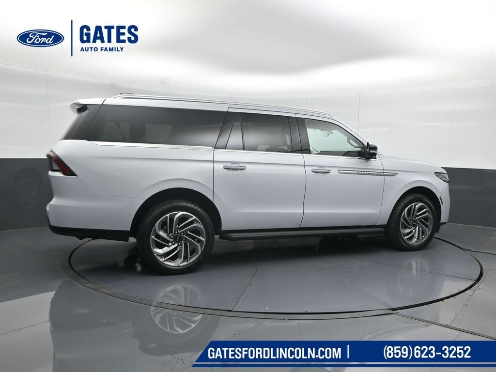 2026 Lincoln Navigator L Premiere