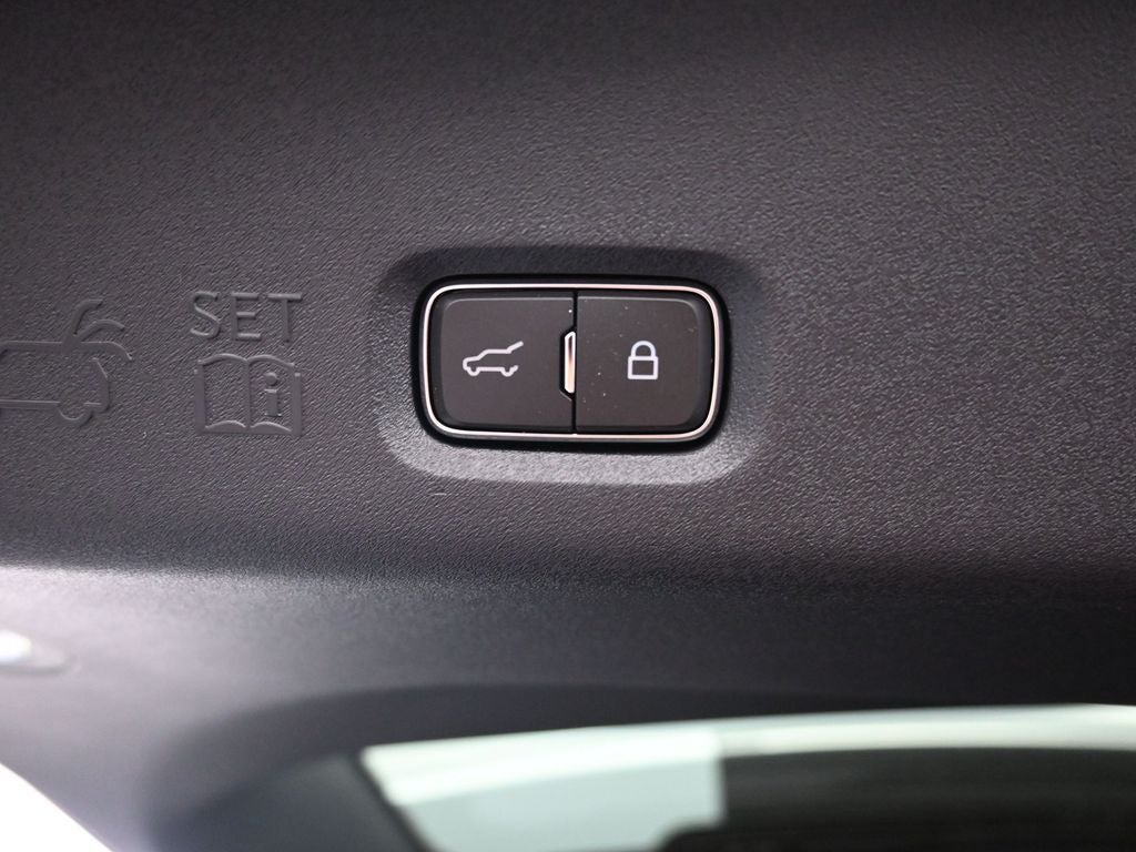 2026 Lincoln Navigator L Premiere