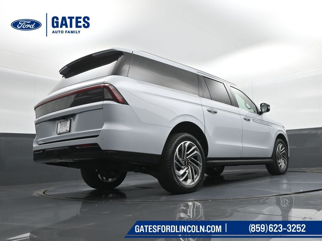 2026 Lincoln Navigator L Premiere