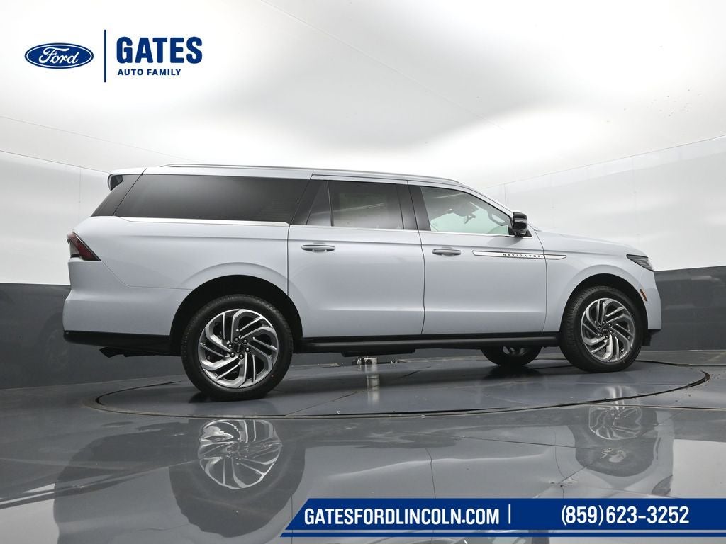 2026 Lincoln Navigator L Premiere