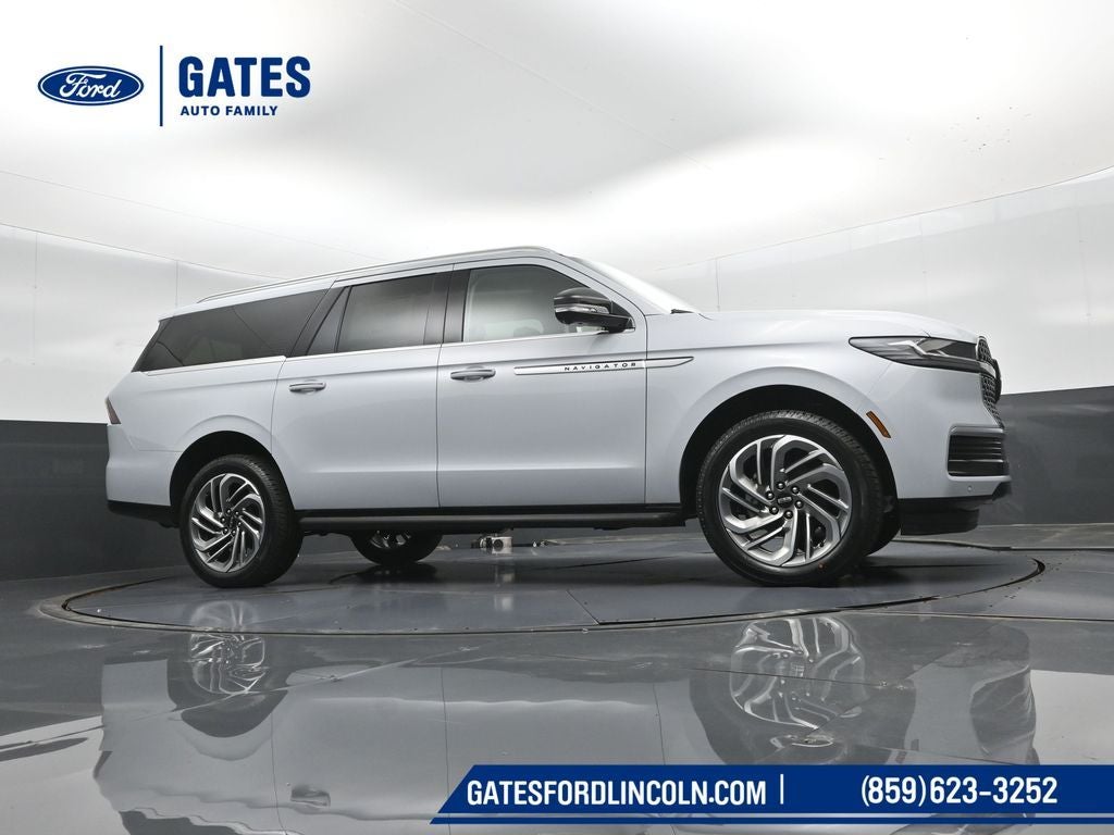 2026 Lincoln Navigator L Premiere