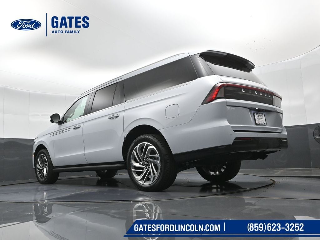 2026 Lincoln Navigator L Premiere