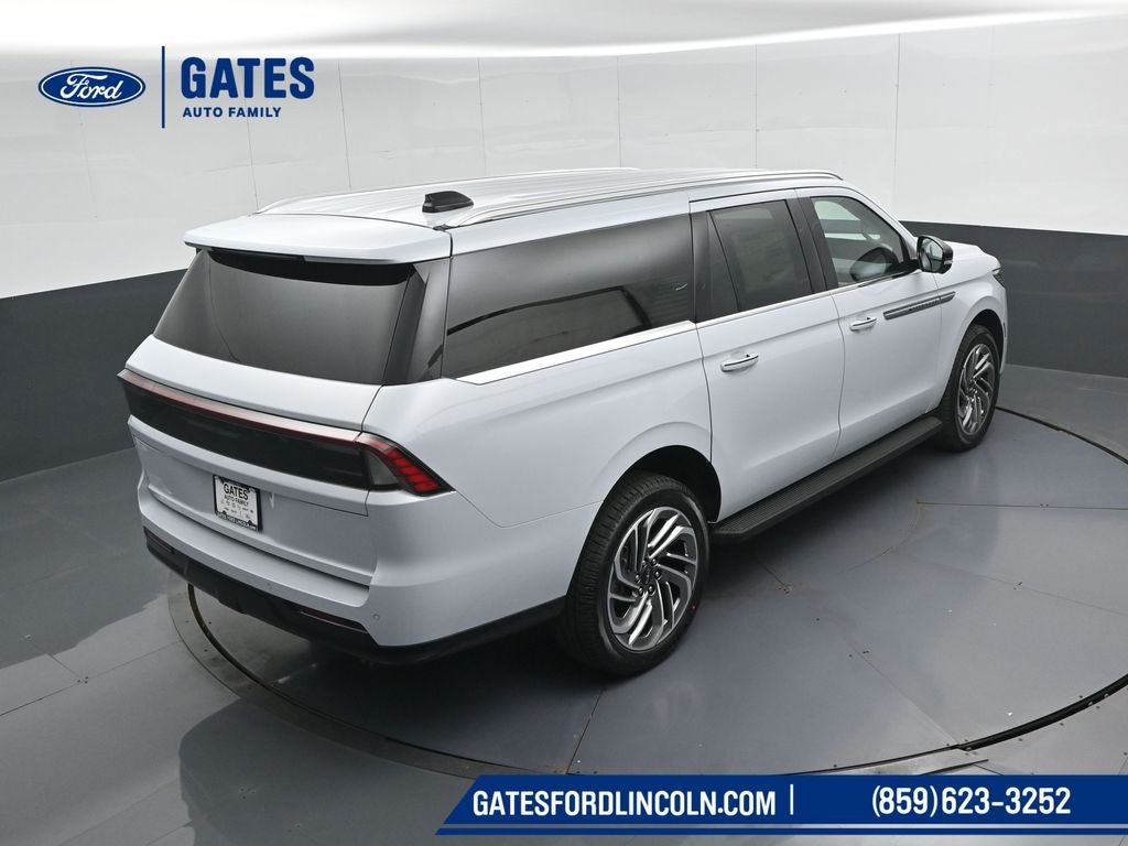 2026 Lincoln Navigator L Premiere