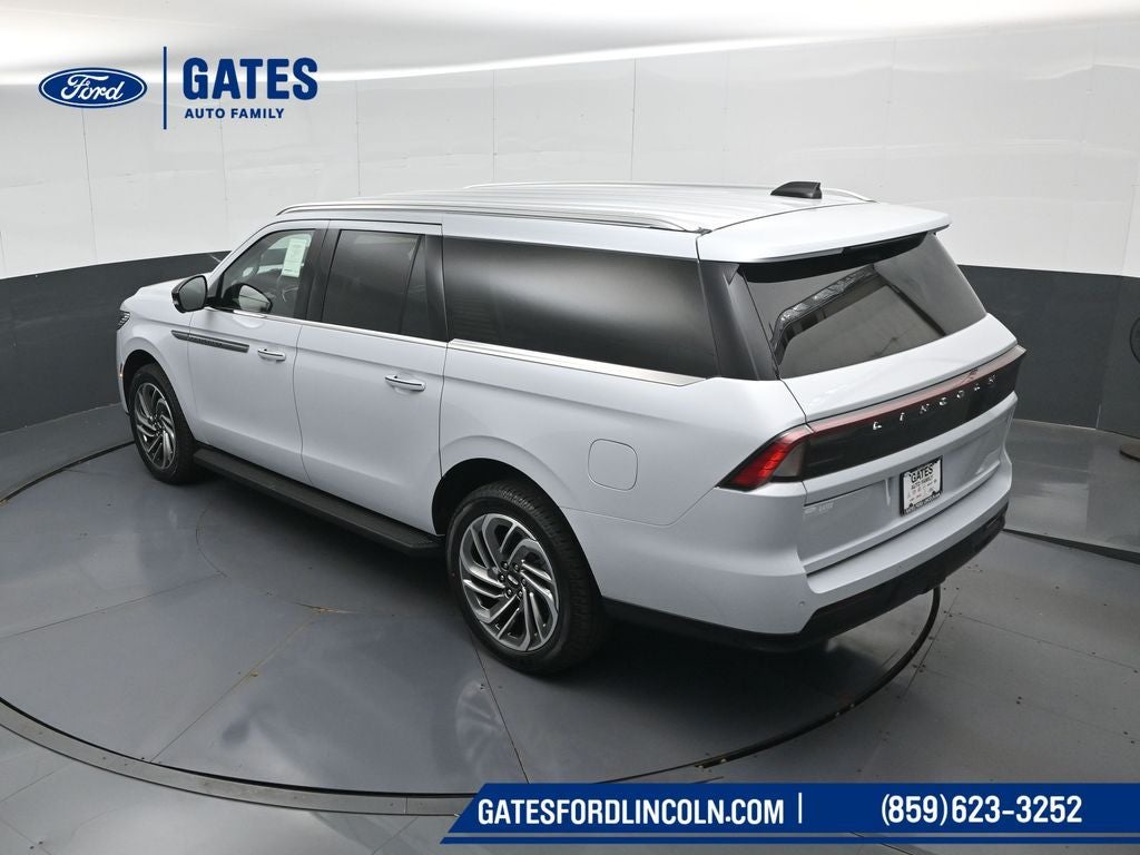 2026 Lincoln Navigator L Premiere