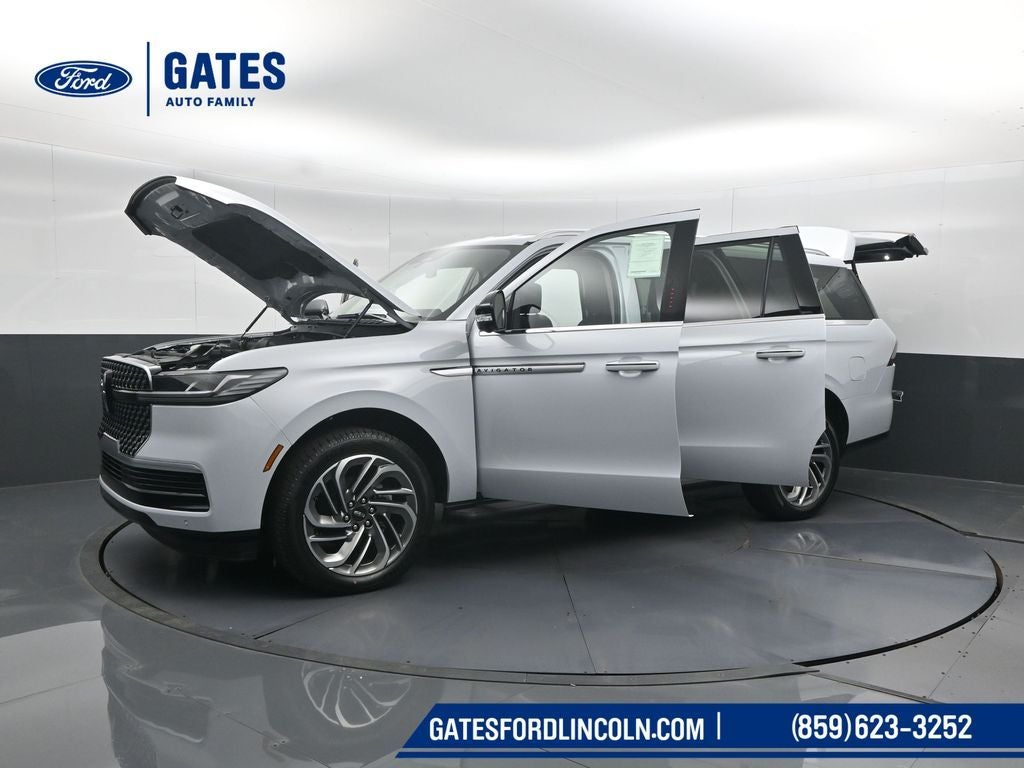 2026 Lincoln Navigator L Premiere