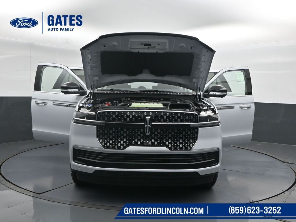2026 Lincoln Navigator L Premiere