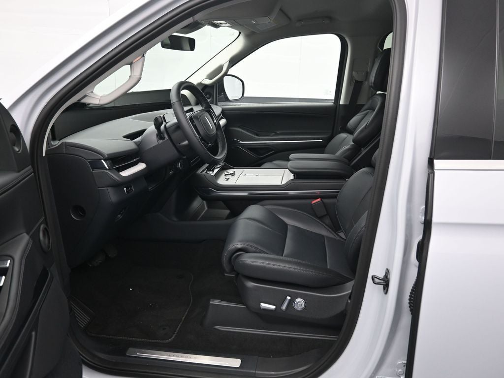 2026 Lincoln Navigator L Premiere