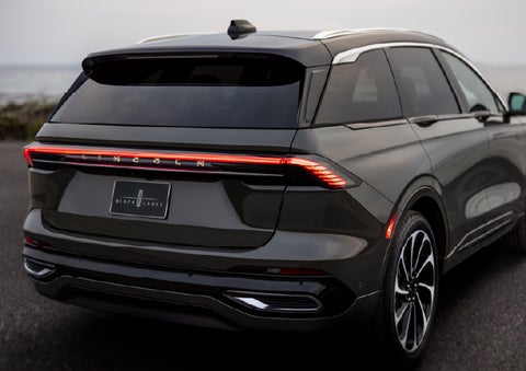The rear of a 2026 Lincoln Black Label™ Nautilus® SUV displays full LED rear lighting. | Gates Ford Lincoln in Richmond KY