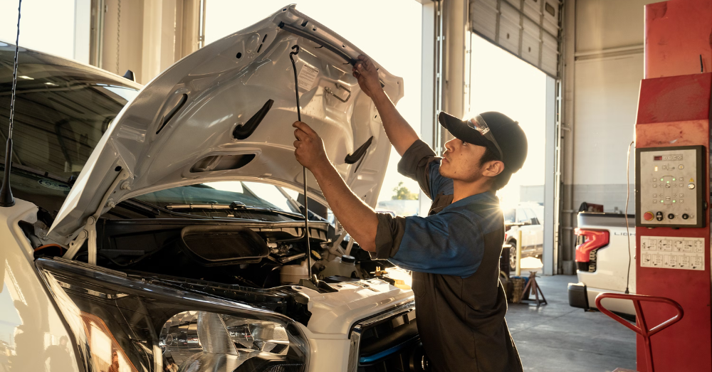 Car Dealerships Richmond, KY - Ford Service